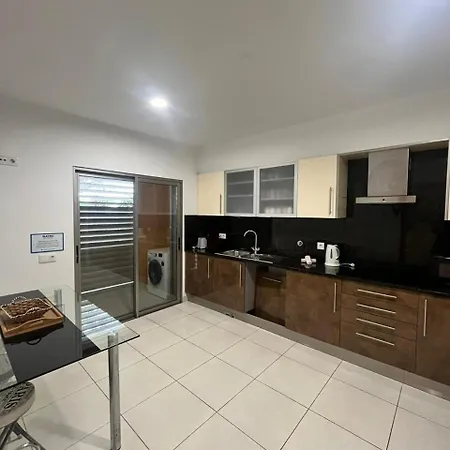 Buganvilias House *