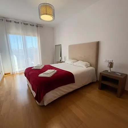 Buganvilias House Αλμπουφέιρα